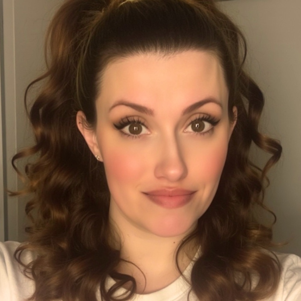 Meet your Posher, Jessica